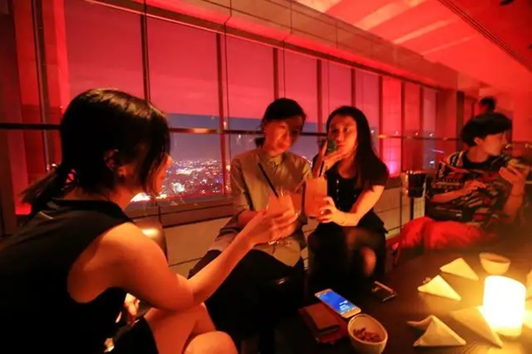 19岁女模特骗世界冠军 (北京女模特诈骗世界冠军案)