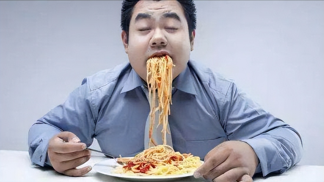 吃饭经常噎着是癌症吗,吃饭吃得很快会得什么疾病