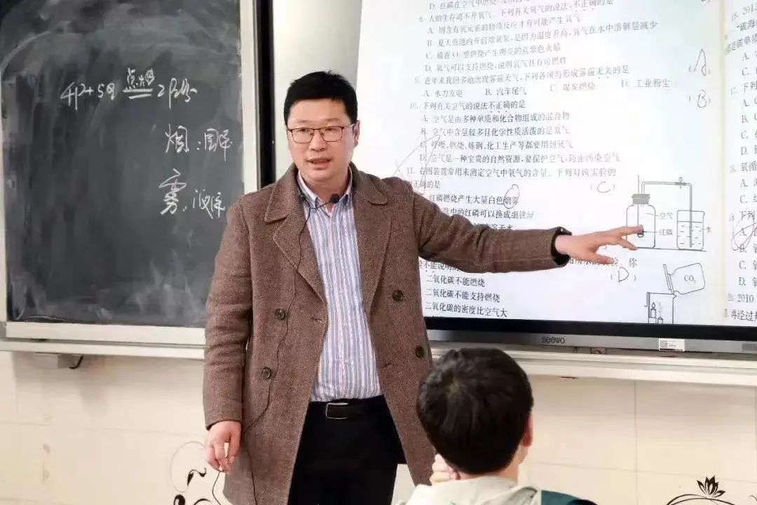 一句话总结南京高校,三句话赞美学校