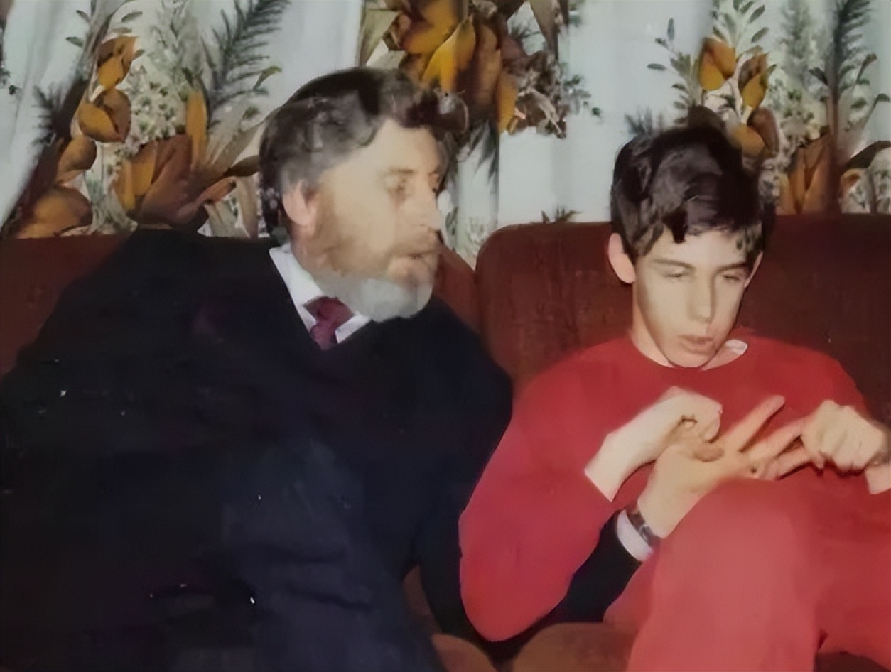 南非十三年植物人,南非男孩昏睡十一年