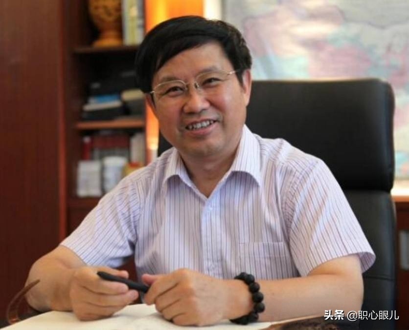 广西大叔，46岁卖房创业，称“不发国难财”，疫情期半年赚1000亿