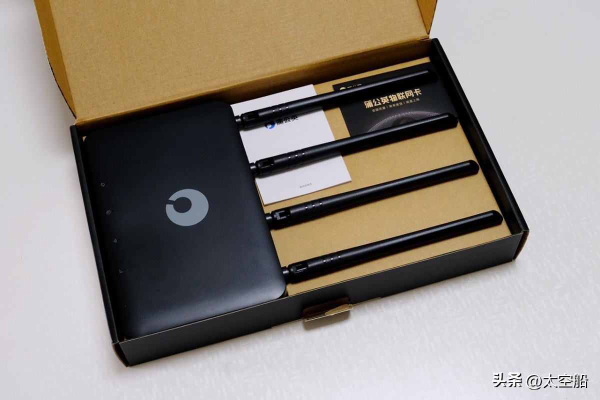 蒲公英x4c路由器插卡即享高速网络,蒲公英x4c路由信号测评