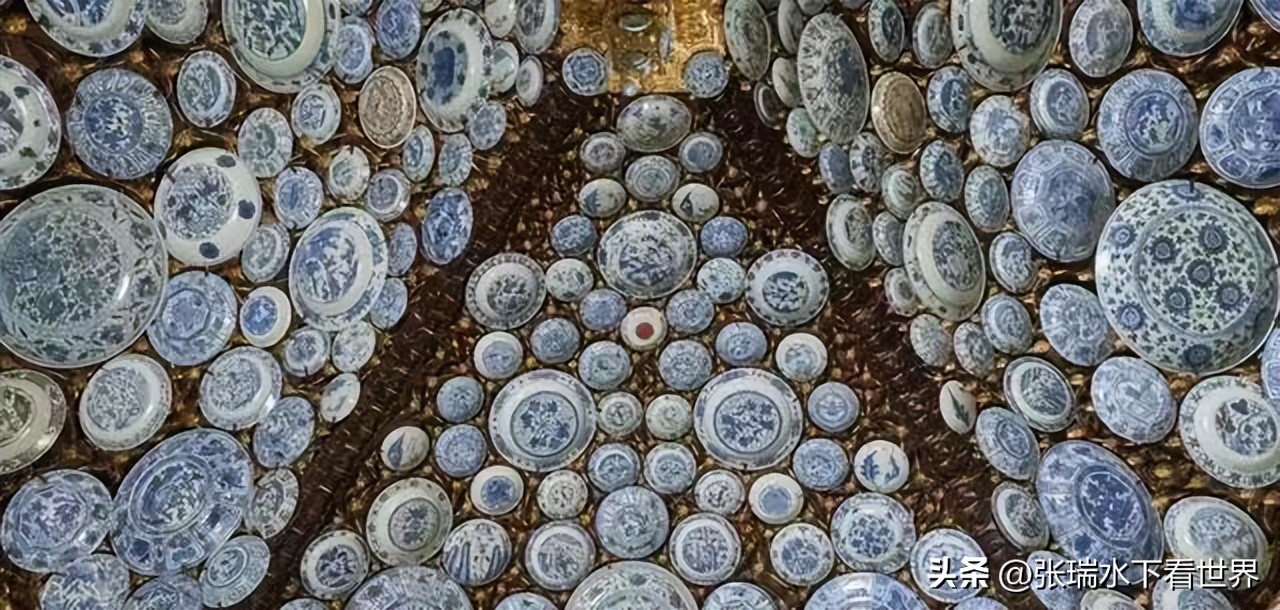 业火凝炼，玲珑惊艳，明清外销青花瓷为何成为China国货之光？