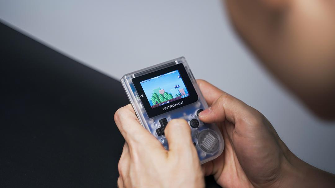 这些就是手机厂员工用头发换来的邀请函？