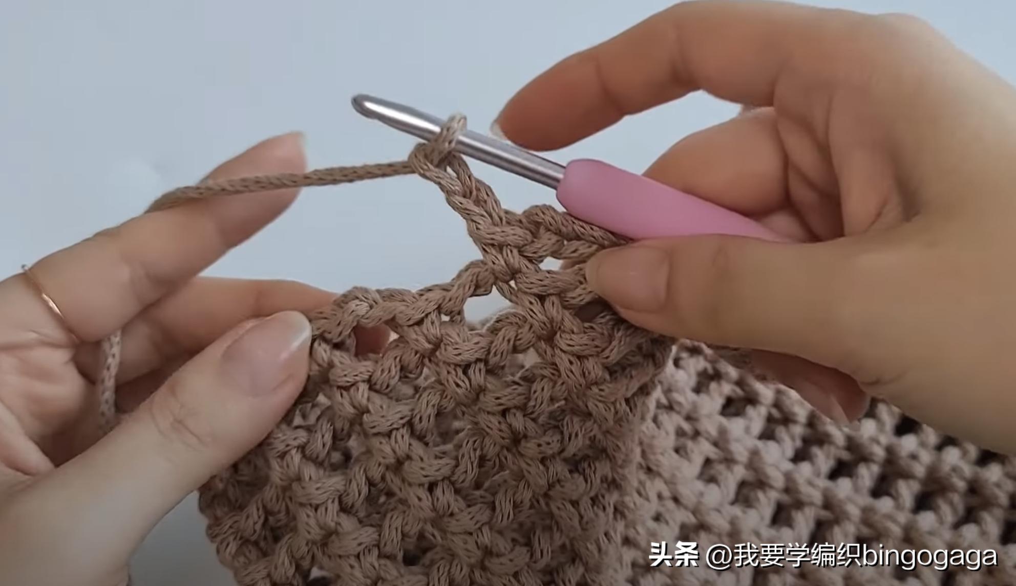 怎么钩夏手提包又好看,钩针夏天手提包图片视频