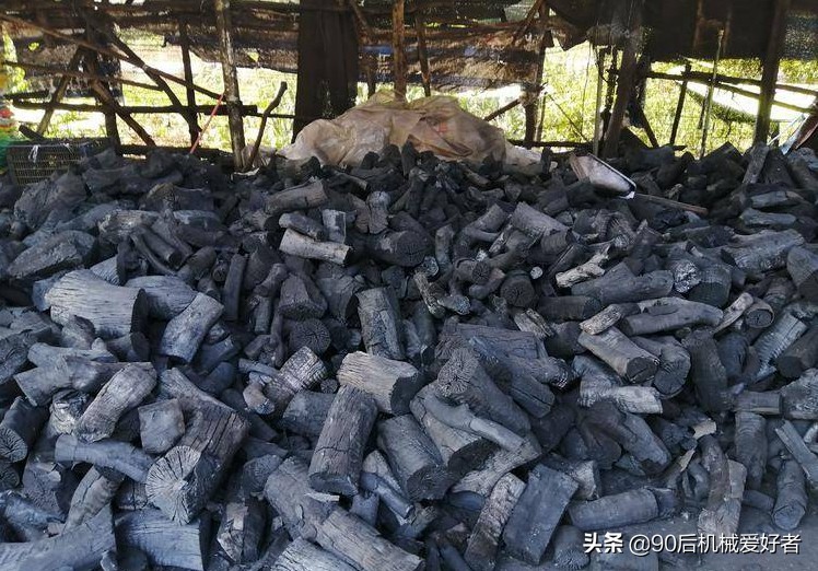 炭化炉废旧木材,废木材加工木炭