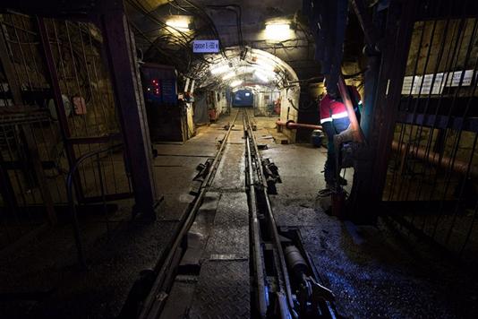 飞越俄罗斯上空,世界目前最大的钻石矿