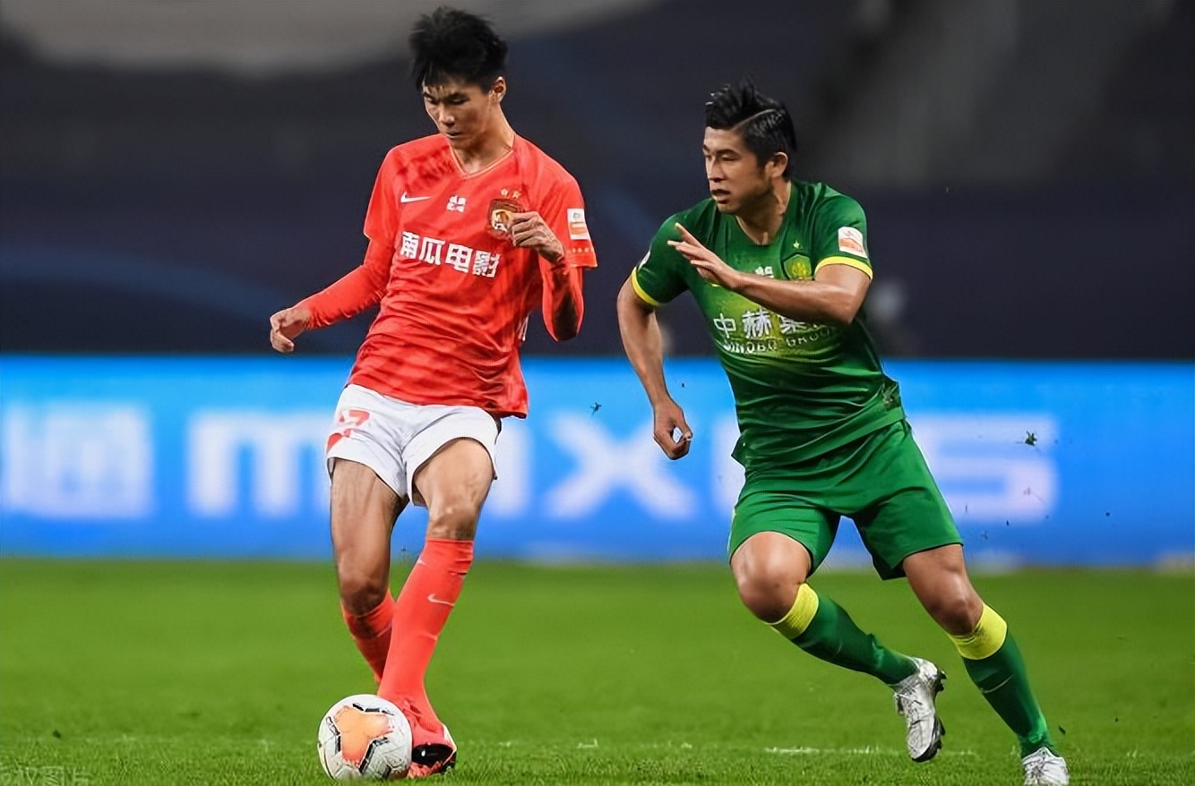 国足铁卫一挑二,国足铁卫战斗力