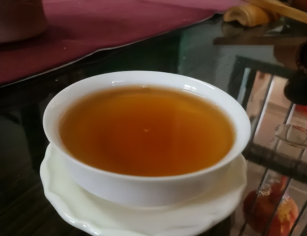 降火润燥茶秋燥适合喝,秋燥来袭茶要怎么喝看这里