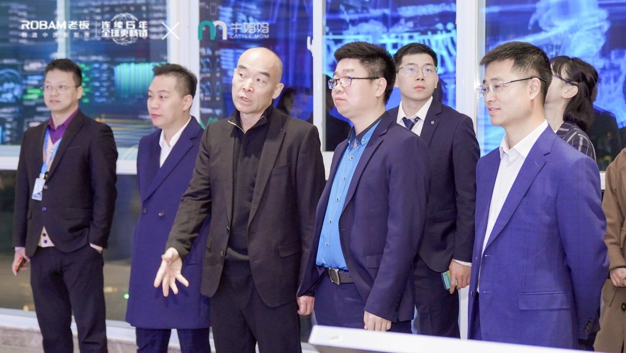 牛妈妈与老板电器战略签约，2022共赢一亿