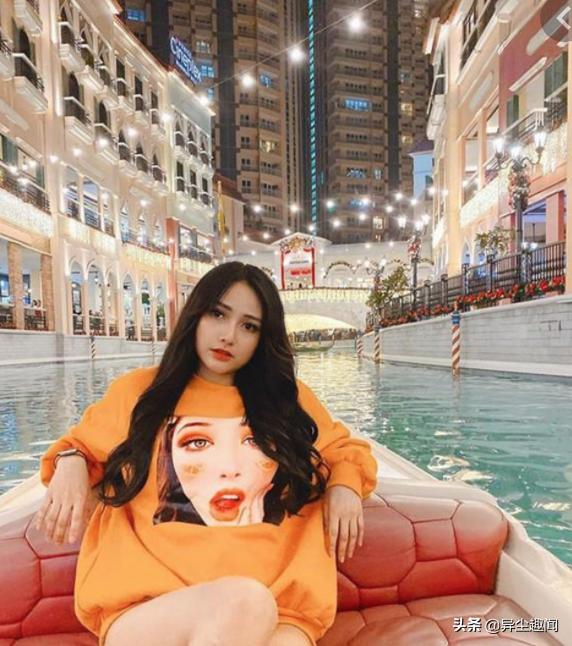 美到忘记看比赛!球场边越南的笑颜美女甜美爆红