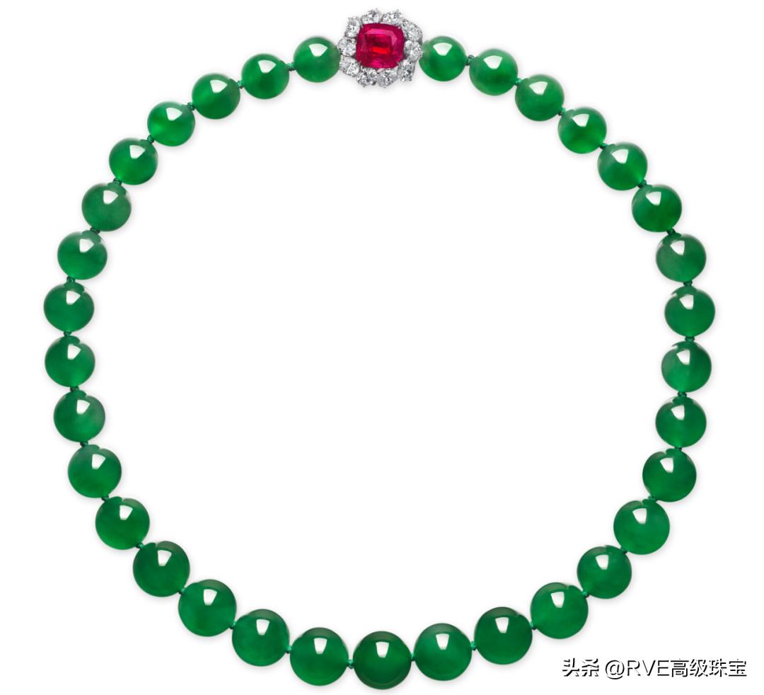 帝王绿手镯翡翠拍卖价格记录图片,6000天价翡翠