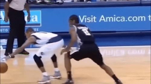 防守大闸最简单的方法,30秒教你防守小技巧