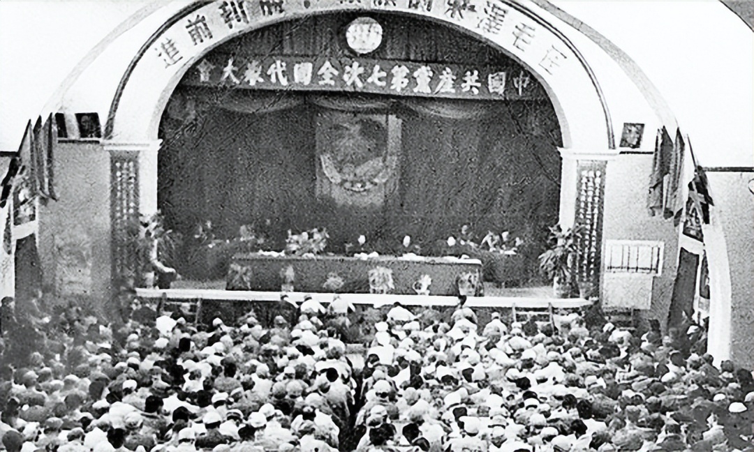 古人指出北平建都有巨大弊端，毛*东泽**也犹豫，一高人帮他下定决心