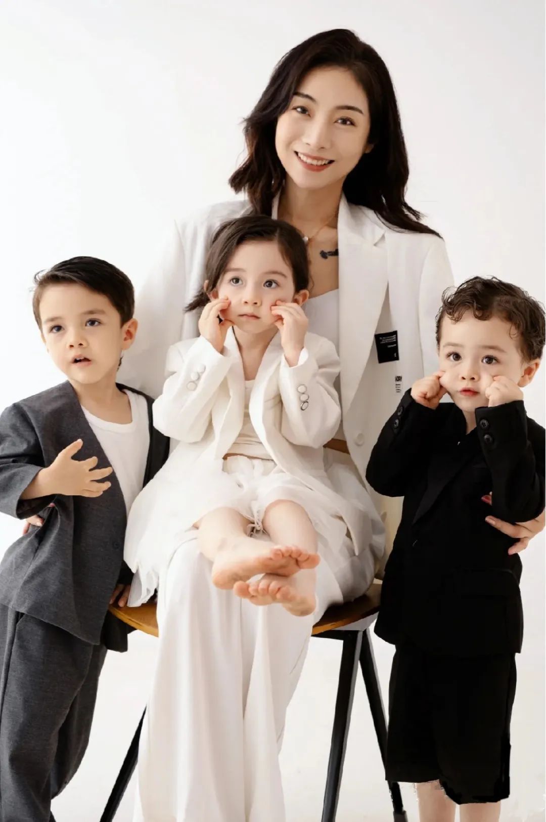 单身女生去泰国生三胞胎,单身女人去泰国