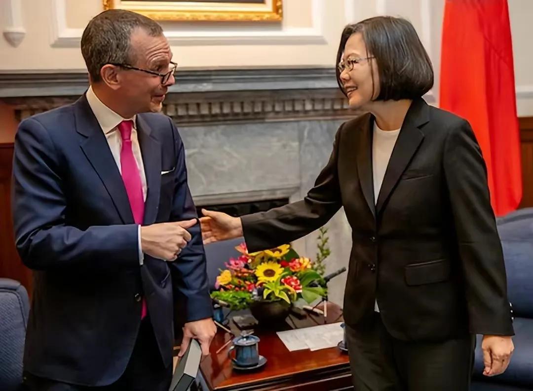 美国*火军**商即将组团赶赴台湾，并过上名副其实的五一“黄金”周！