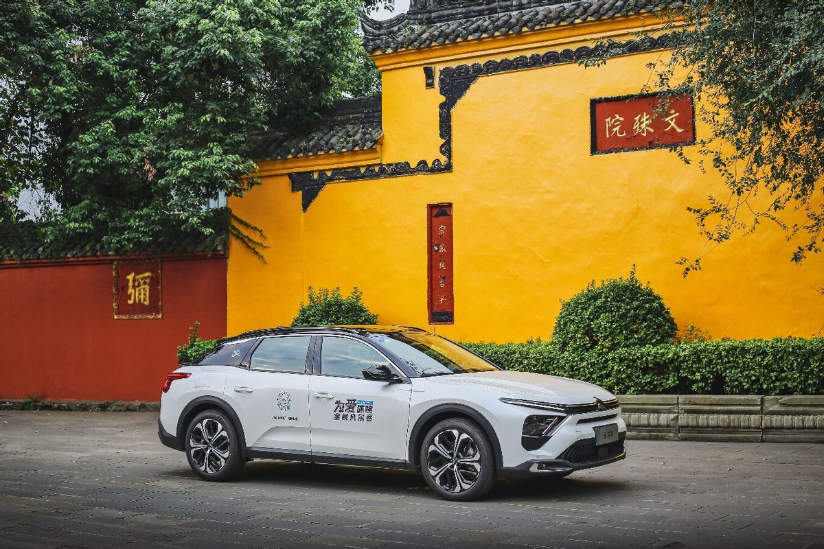 雪铁龙凡尔赛c5x最低首付多少落地,雪铁龙凡尔赛c5x首付多少钱