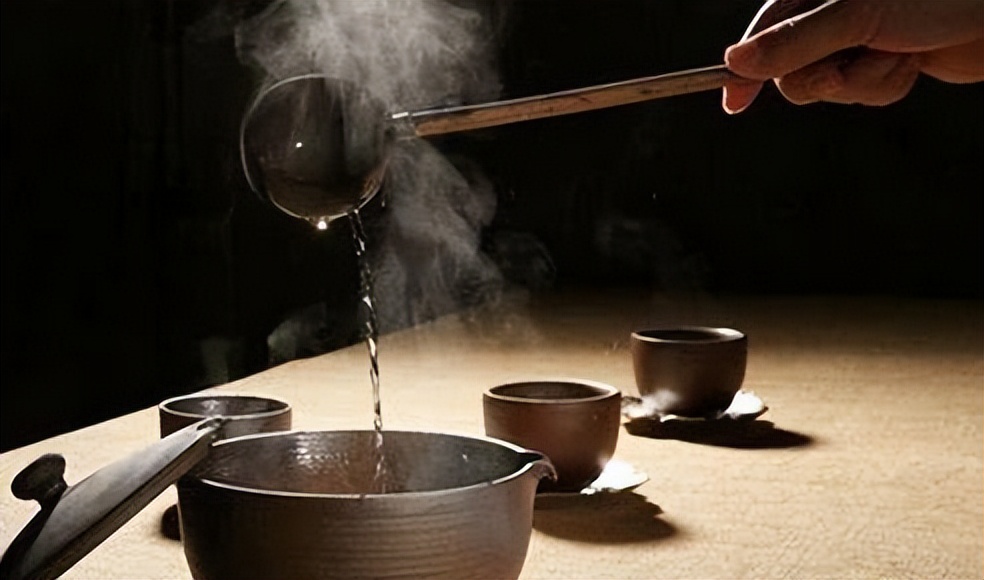 白酒过期了还能喝酒吗,白酒过期了还能不能喝劲酒