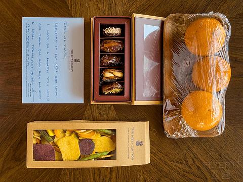 阿联酋丽思卡尔顿,阿联酋野奢帐篷