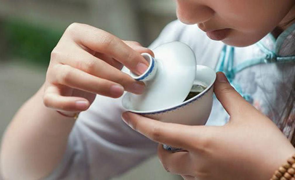 喝热水死亡率,你还敢喝热水吗