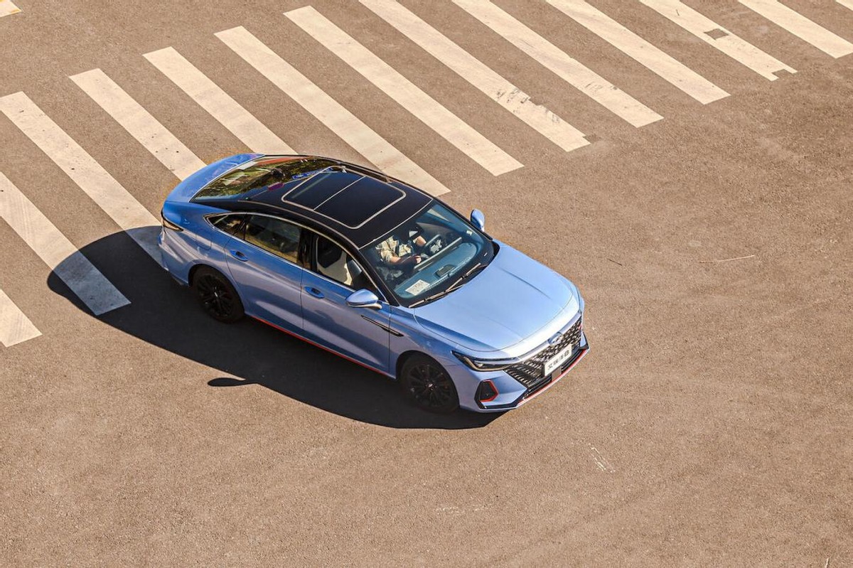 自主豪华反击BBA,竟是10万级的艾瑞泽8打响了第一枪