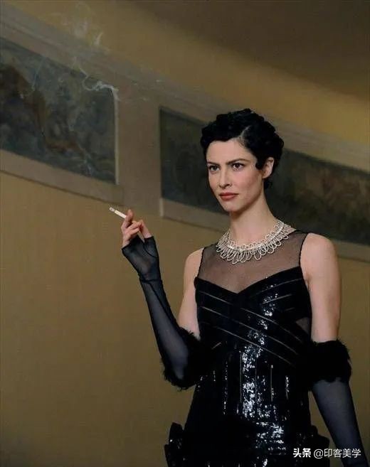 经典的塑料爱情句子图片,经典的爱情故事