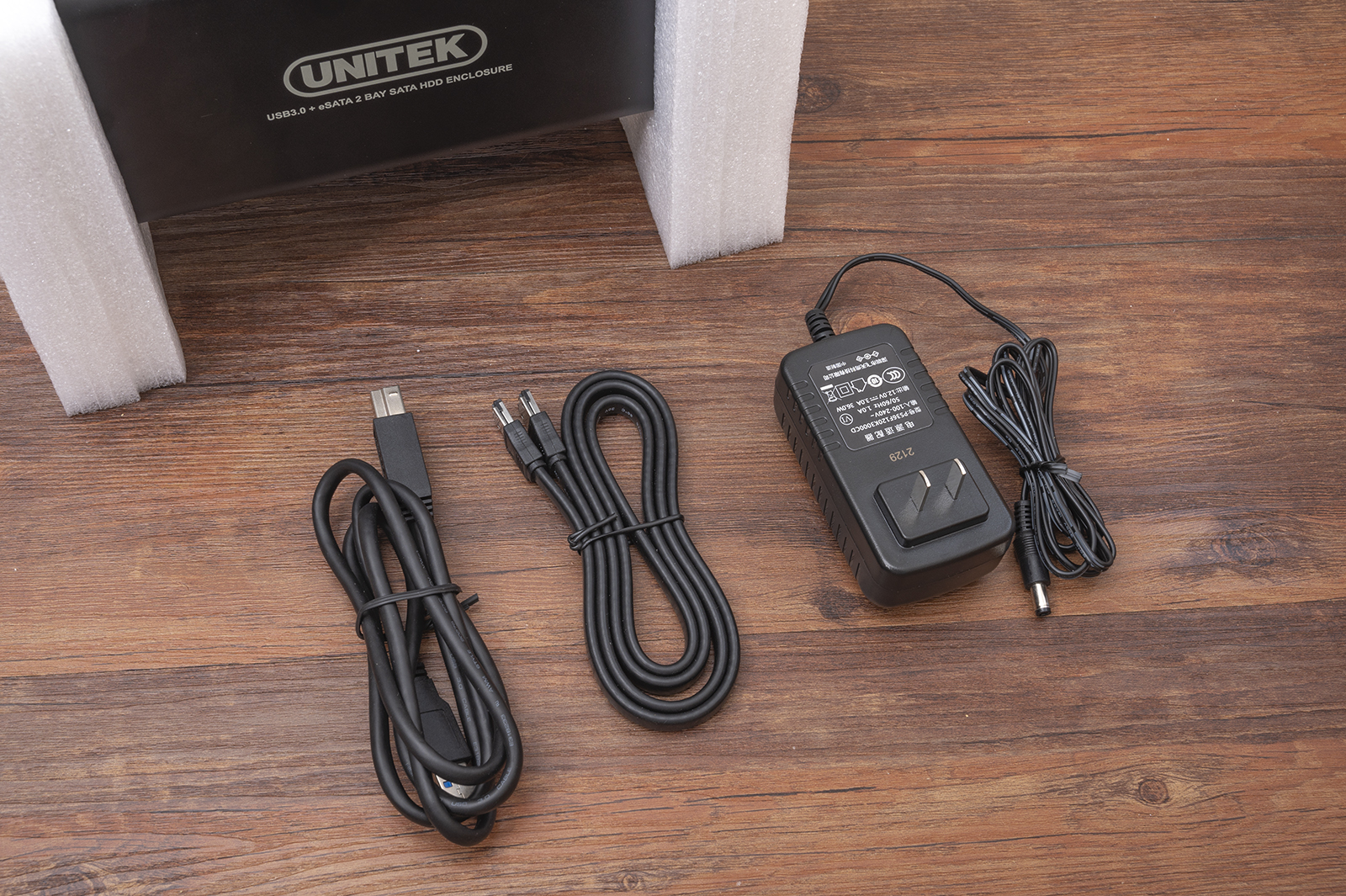 常用数据备份方式磁盘阵列,raid磁盘阵列到底哪个安全