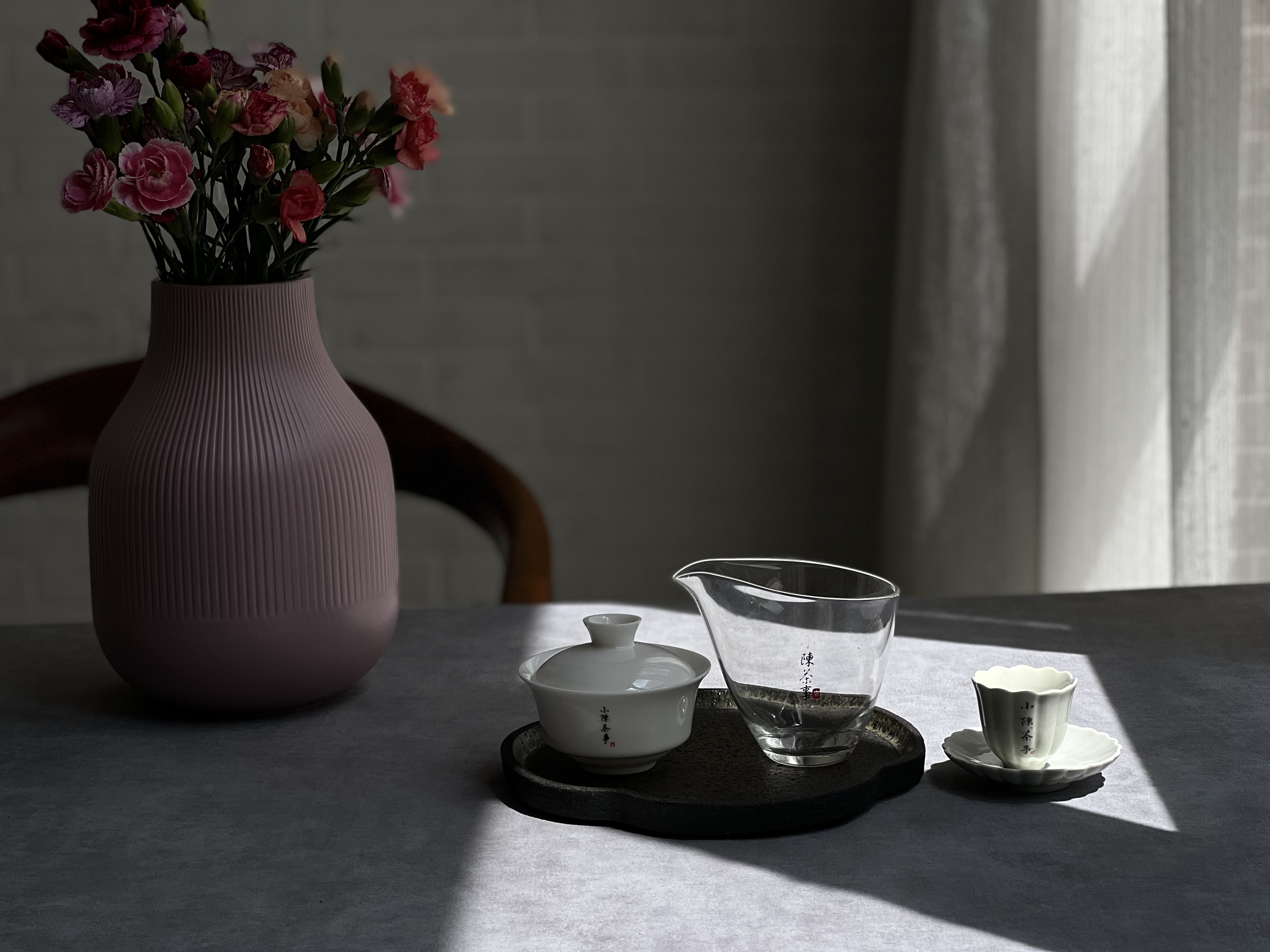 红茶喝正山小种还是金骏眉好,喝了一年岩茶分不清肉桂水仙