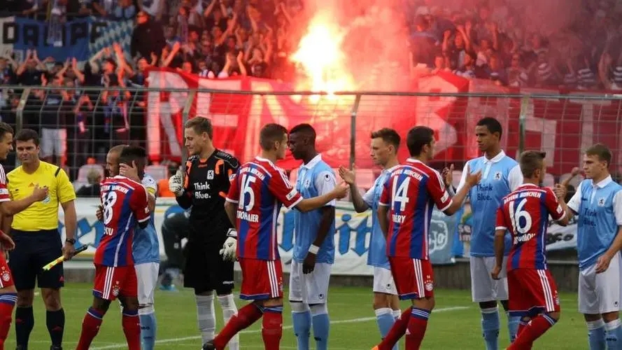 德国杯雷根斯堡vs云达不来梅,洋洋聊足球