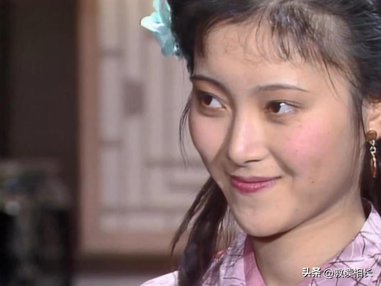 穷的女生自卑的表现,穷女人给人的感觉