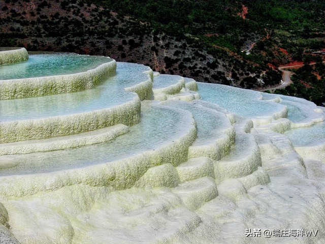 到云南昆明旅游必去的景点有哪些,云南香格里拉旅游攻略必去景点