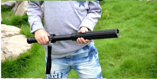 电警棒和防狼电击棒的区别,防狼电击棒多少伏最好