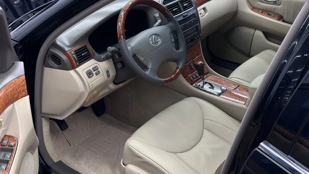 大哥12万买2005年售价100万的凌志LS430，含泪又花10万翻新才能开