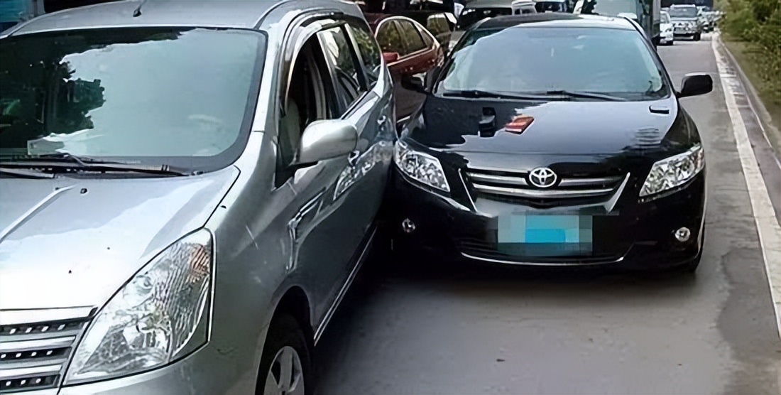 肇事逃逸处罚标准吊销驾驶证,撞车肇事逃逸怎么处罚新交规