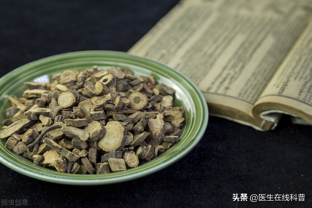 中药停药2天后尿液正常吗,中药喝了一个多月尿变的很少