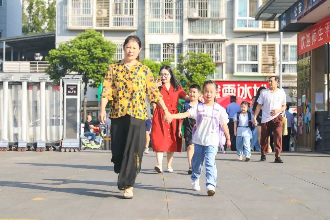 迎春小学双流六一,迎春小学双流