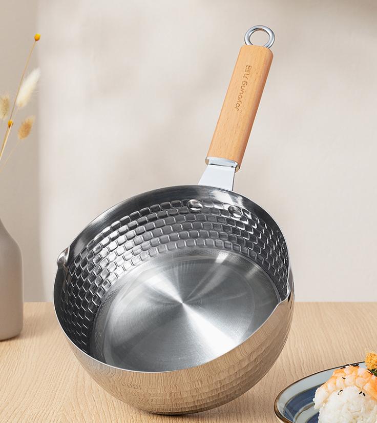 304雪平锅和430雪平锅比较,神田雪平锅和欧乐多雪平锅哪个好