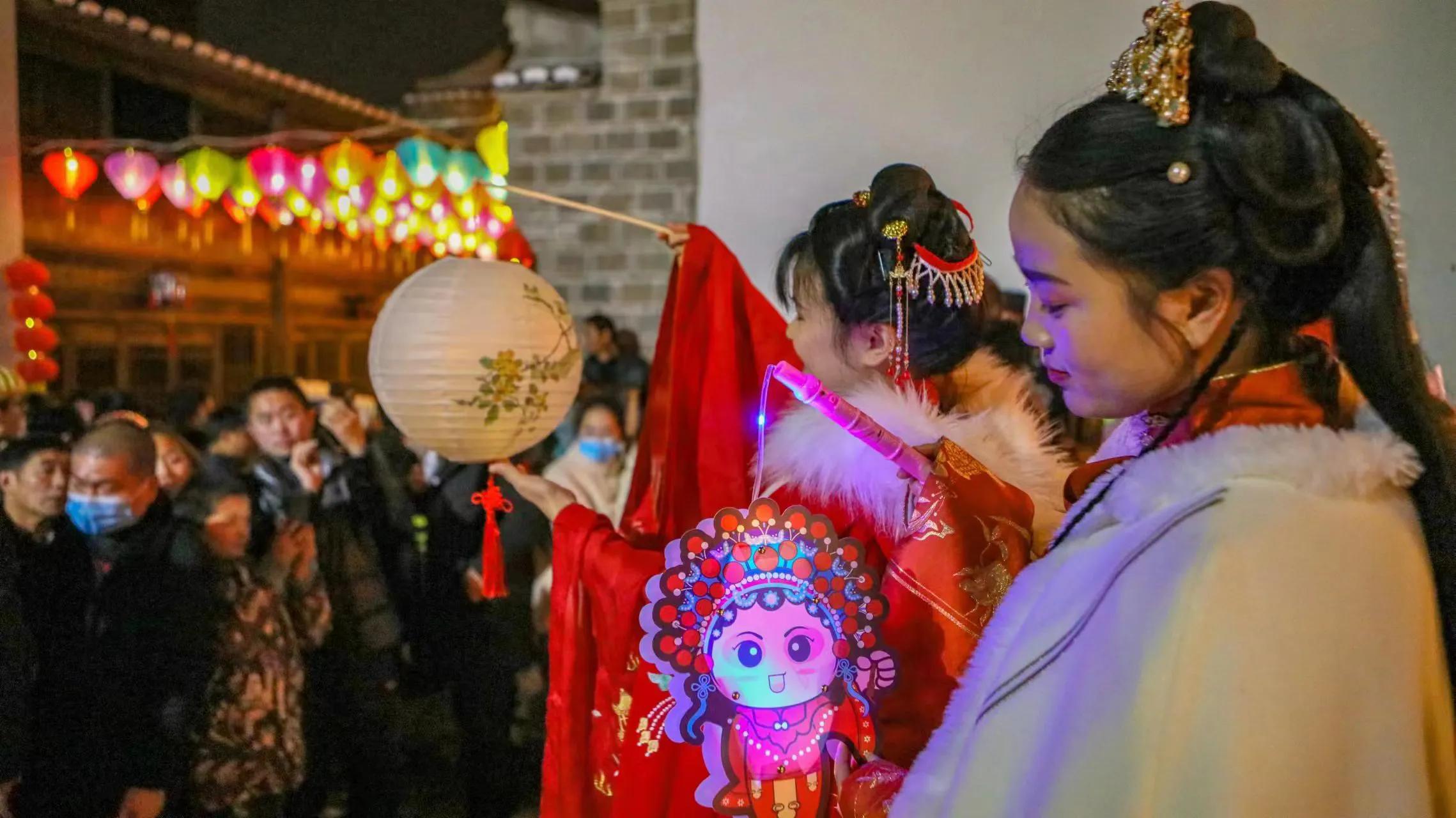 十堰郧西西关老街,十堰郧西街夜景