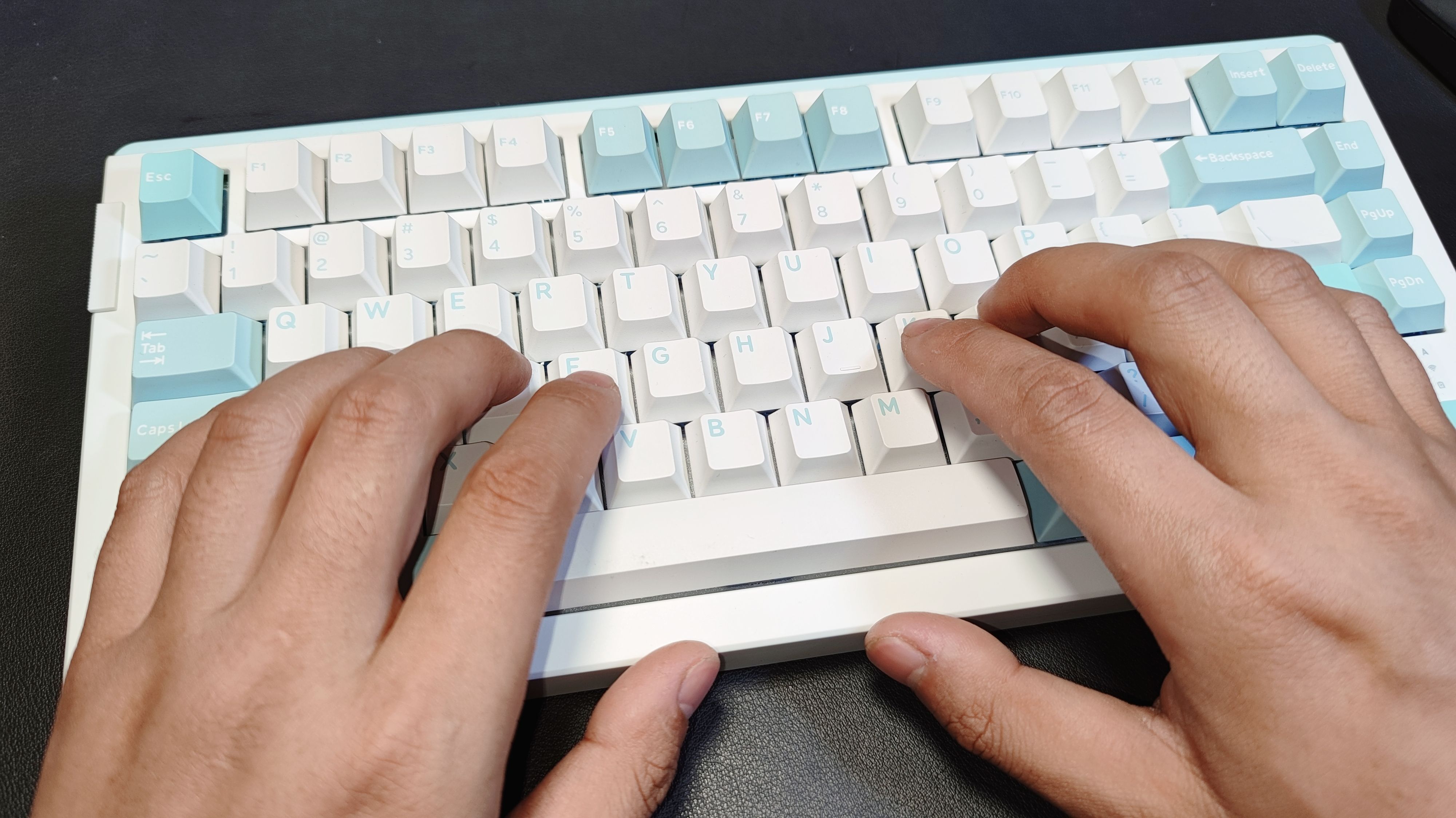 达尔优a81键盘灯光调节,达尔优a84pro机械键盘测评