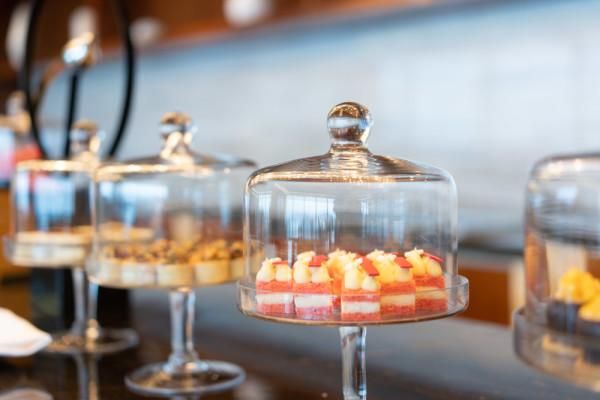 美食与美景并存,美食与美景交相辉映