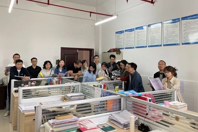 万州三中江南校区最近视频,万州第三中学江南校区