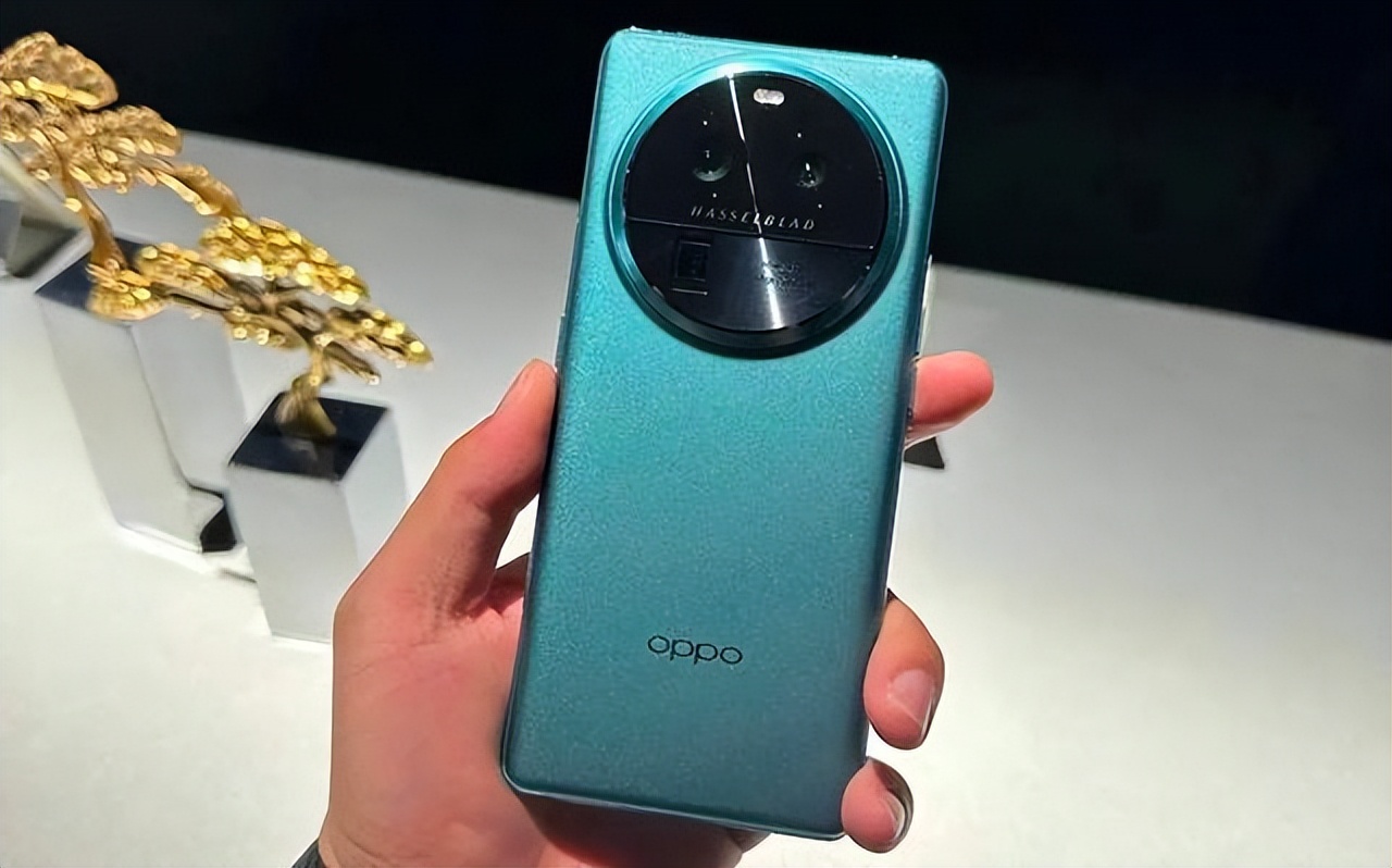 oppofindx6对比iqoo11,oppofindx6与iqoo11哪个好