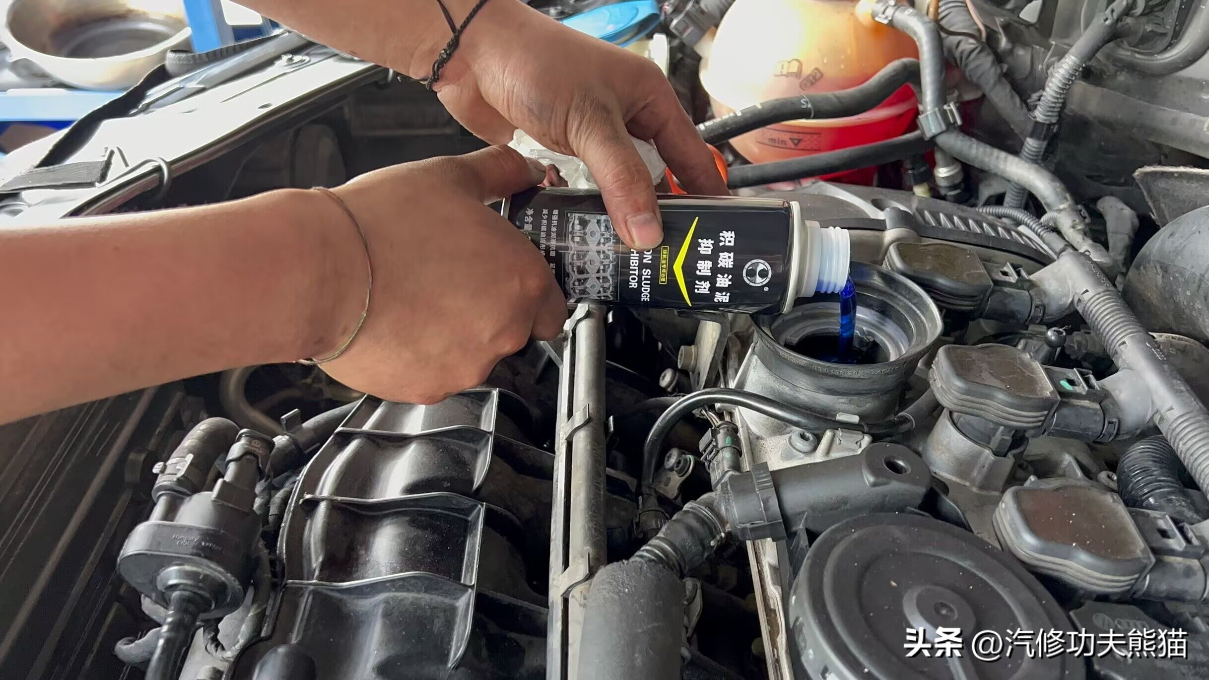 2017款大众迈腾10万公里烧机油,十年的迈腾怎么样后期维修费用