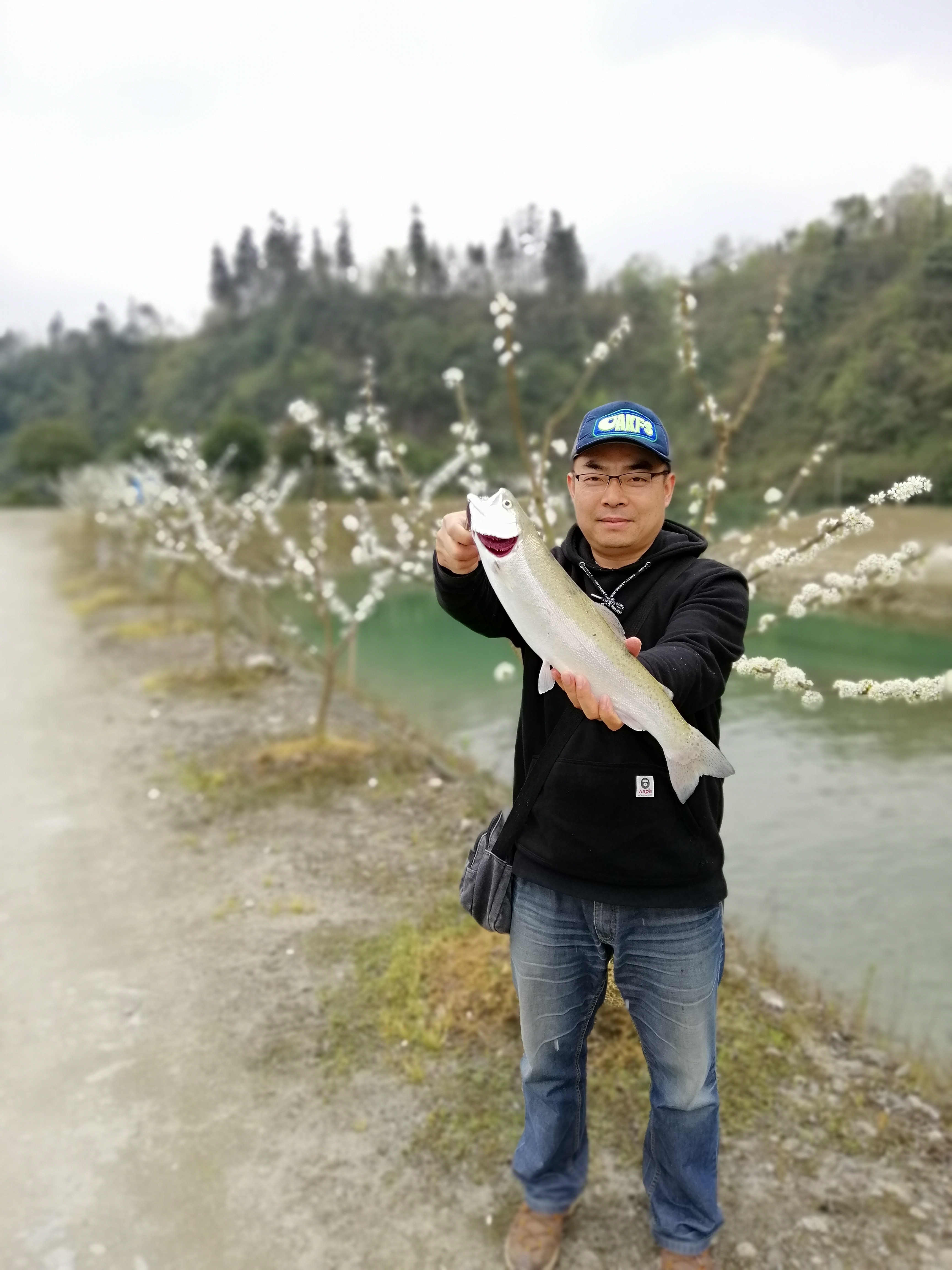 “种草”《大河恋》,解锁大虹鳟,也寻找着生命的意义