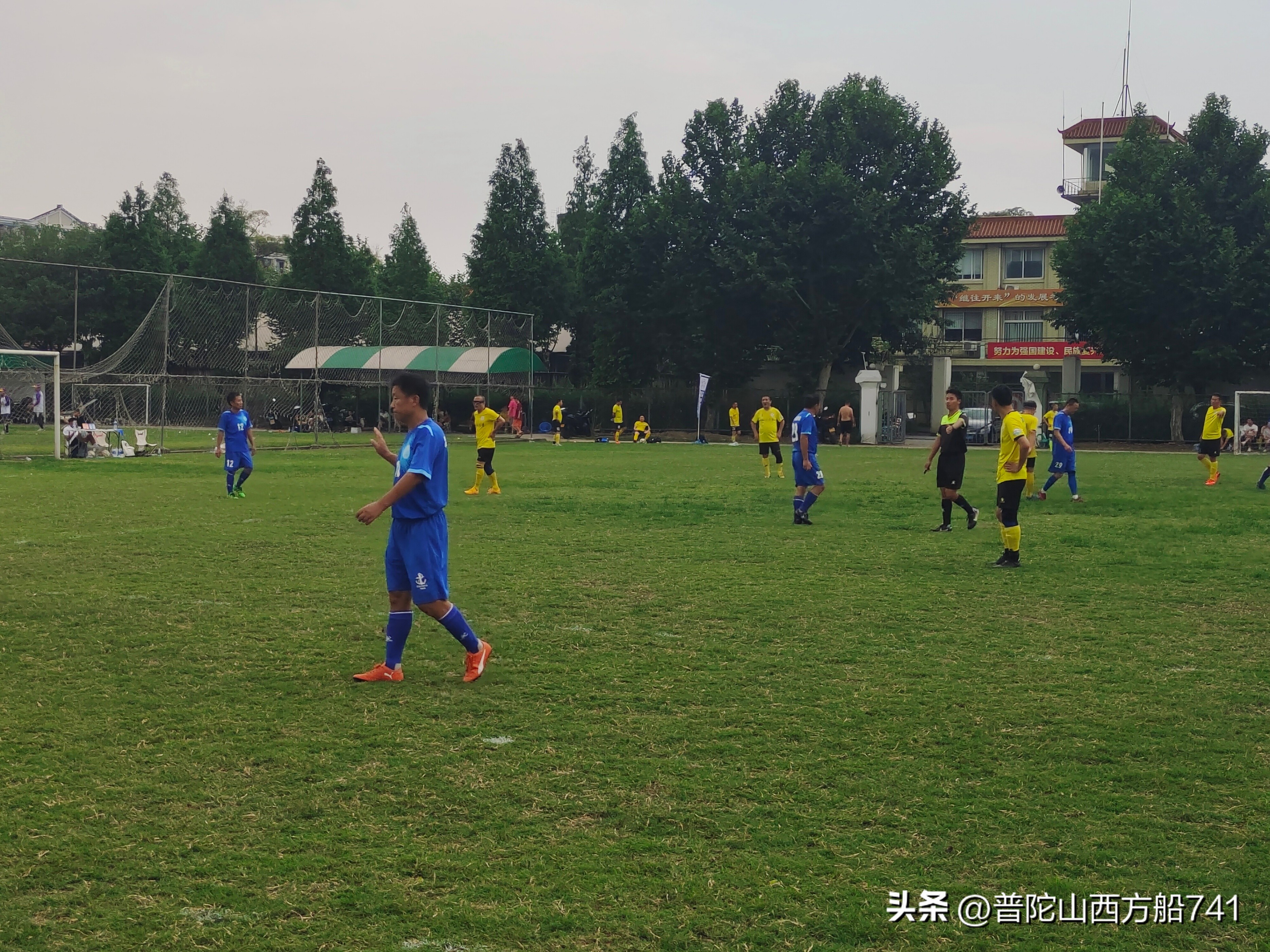 海联学院足球队,海联篮球队