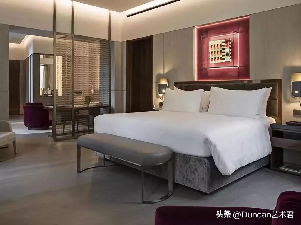 奢侈品跨界玩起酒店，还有你们设计师什么事！