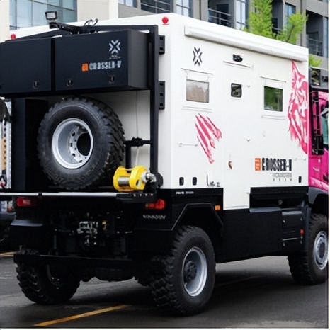 诺马迪森穿越者e型房车自驾视频,诺马迪森穿越者e2升顶房车介绍