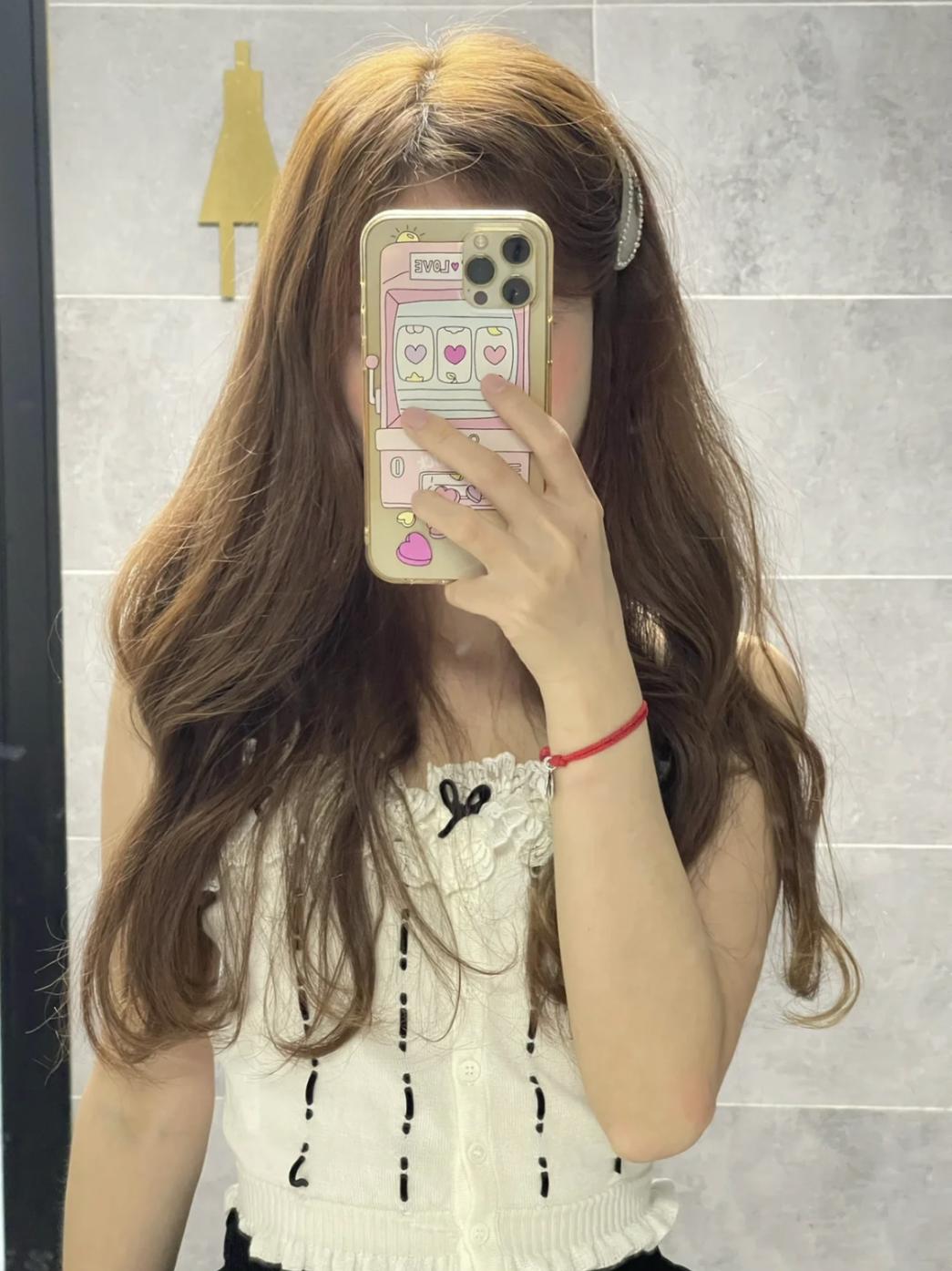 别再染挂耳染了，今年流行的“巴黎画染”太好看了