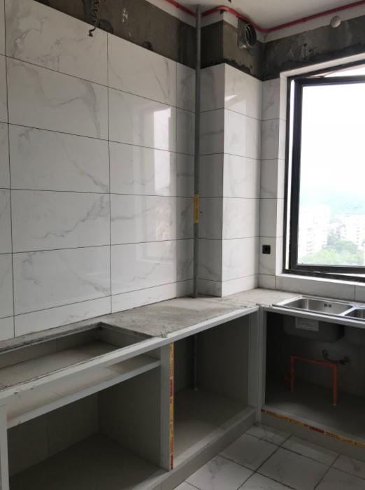 用瓷砖做的厨房橱柜的弊端,瓷砖橱柜致命的缺点