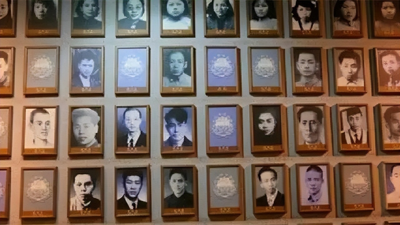 白公馆的真实历史,重庆渣滓洞白公馆五星红旗